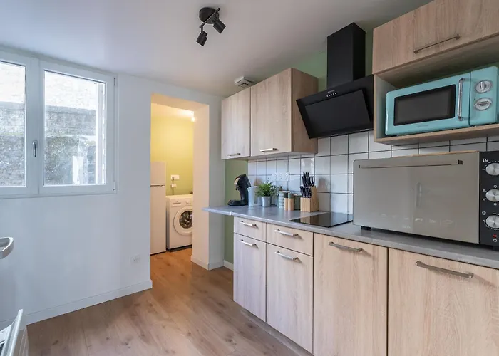 Devant Nausicaa * Boulogne-sur-Mer